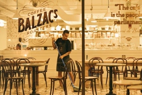 Cafe Sweeping ResizedImageWzUwMCwzMzNd
