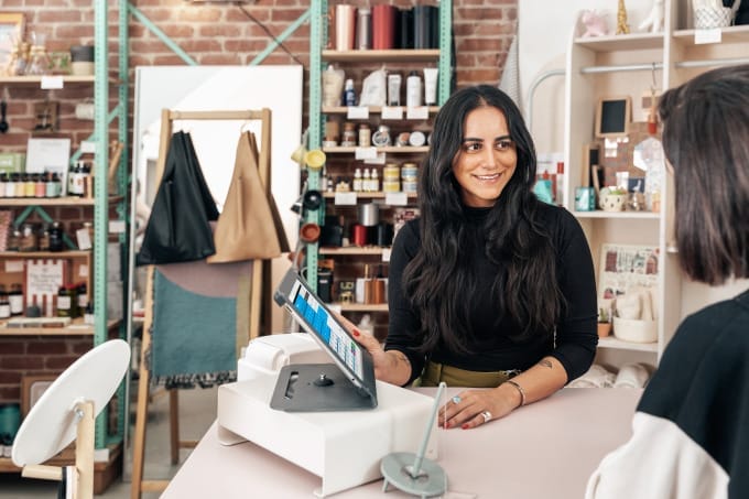 Copy of merchant showing customer ipad 4460x4460 edit