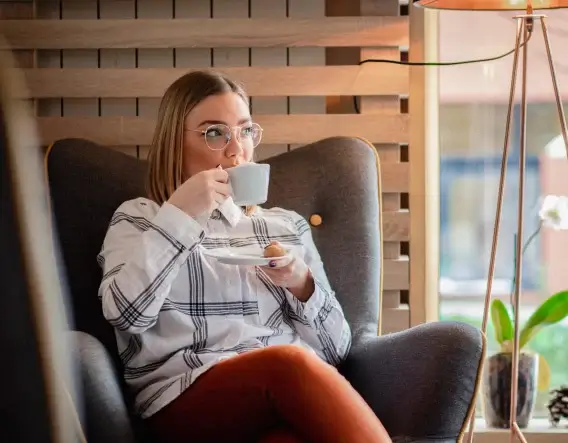 make customers feel right at